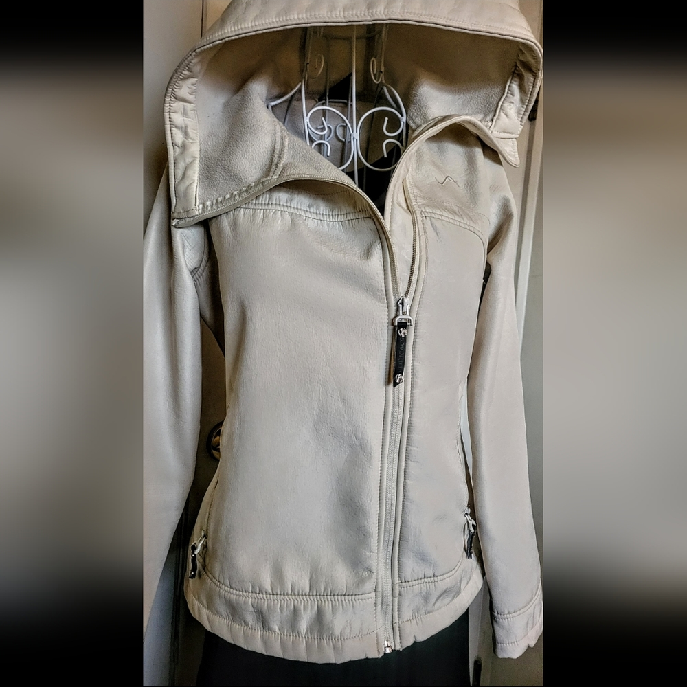Woman's  Jacket Size Small